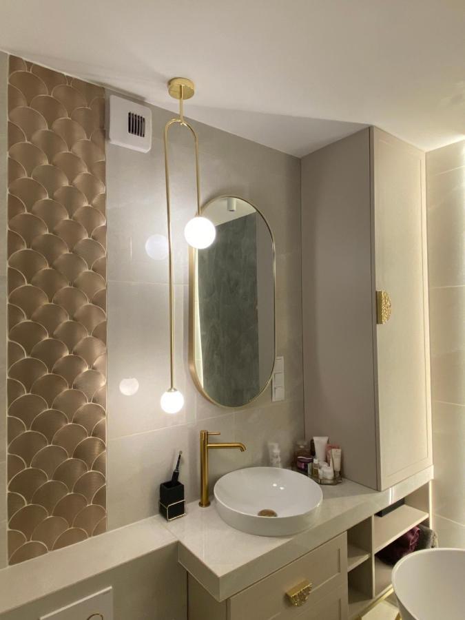 Lux Stays By Torres At K39 Krasków Εξωτερικό φωτογραφία