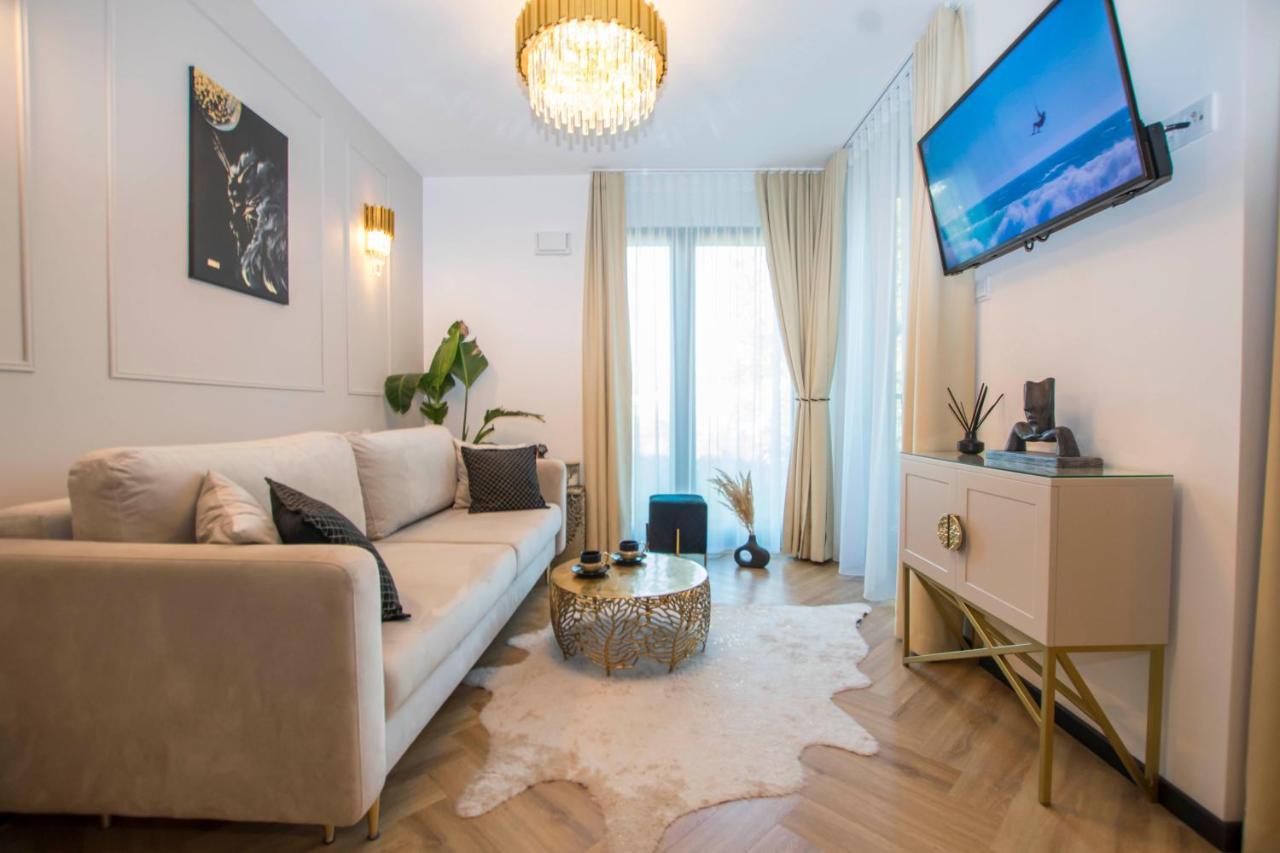 Lux Stays By Torres At K39 Krasków Εξωτερικό φωτογραφία